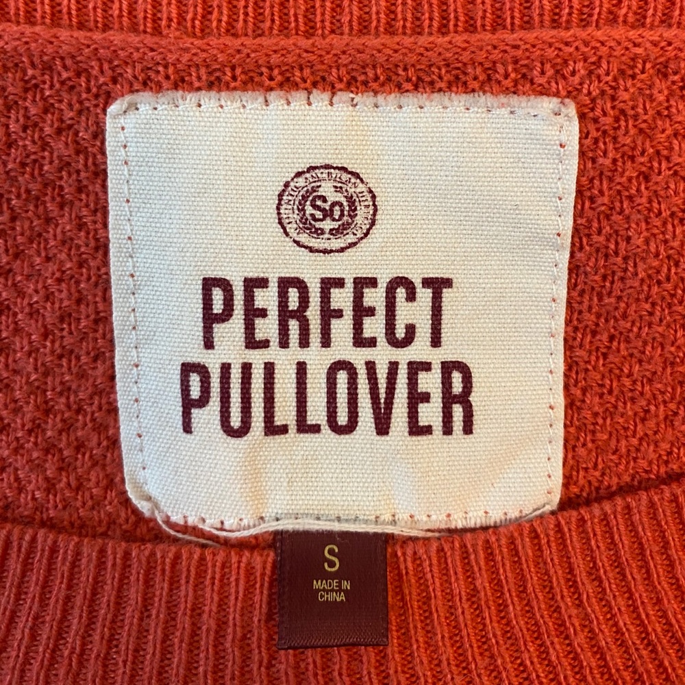 Light Red Sweater - Picture 2 of 2
